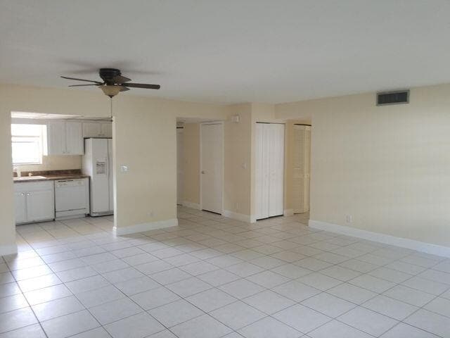 Building Photo - 720 N Dixie Hwy Unit 202