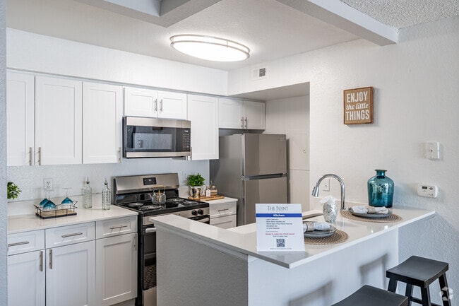 Interior Photo - The Point at Naples