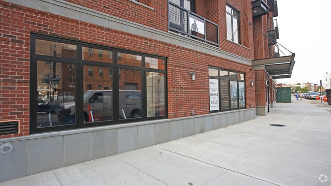 Photo - 36 Maspeth Ave