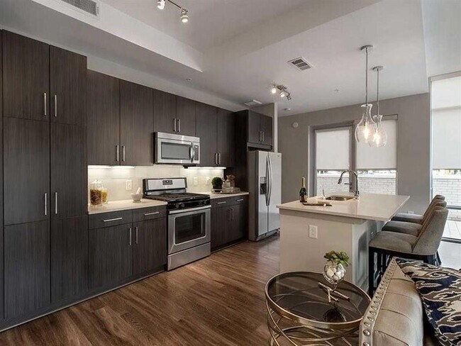 Photo - 2144 Peachtree Rd NW