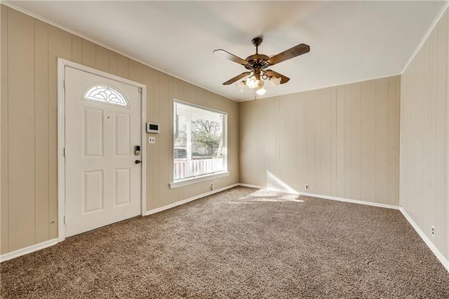 Photo - 1605 Maple Dr