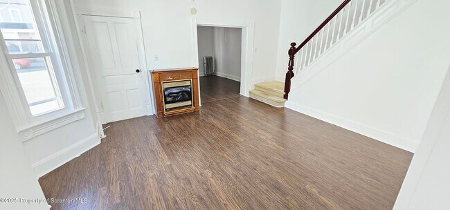 Photo - 126 S Rebecca Ave