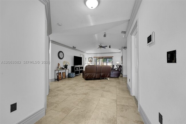 5520 NW 49th Ave