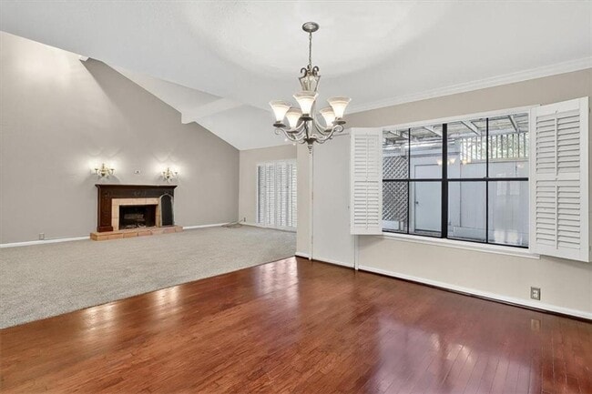 Photo - 145 Lake Shore Dr