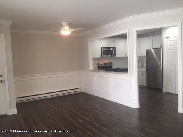 Photo - 130 Amberly Dr