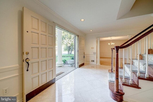 Photo - 6209 Stoneham Ln