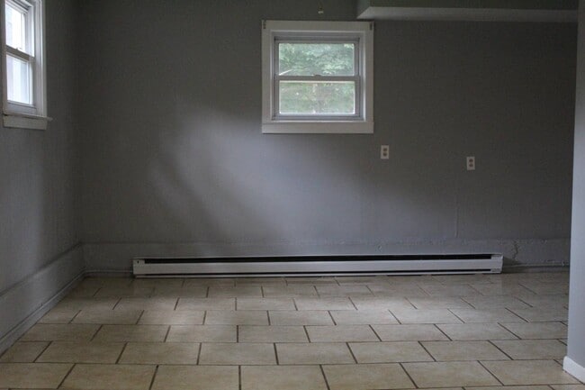 Photo - 407 6th St
