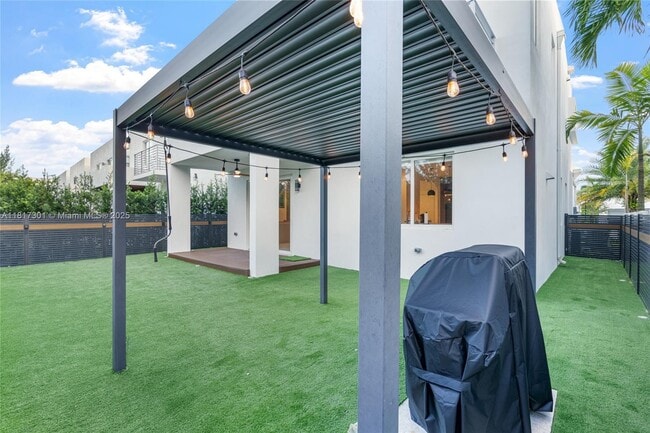 Photo - 10373 NW 68th Ter