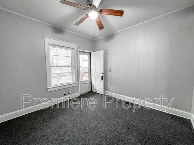 Photo - 724 S Fuller Ave