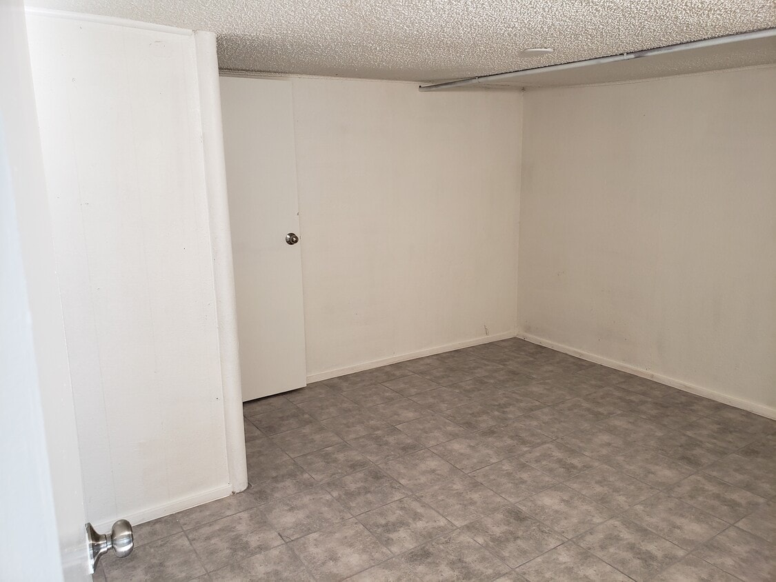 Bedroom - 2nd Angel picture - 13207 Ramona Ave (Hawthorne, CA)