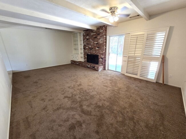 Photo - Immaculate 5 Bedroom 2.5 Bath Home Near Visalia Country Club