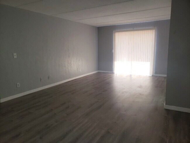 Photo - 1620 S Palmetto Ave