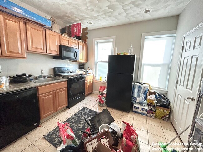 Photo - 157 E Cottage St Unit 1