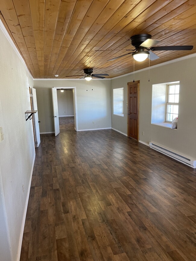 Photo - 361 S 2nd St