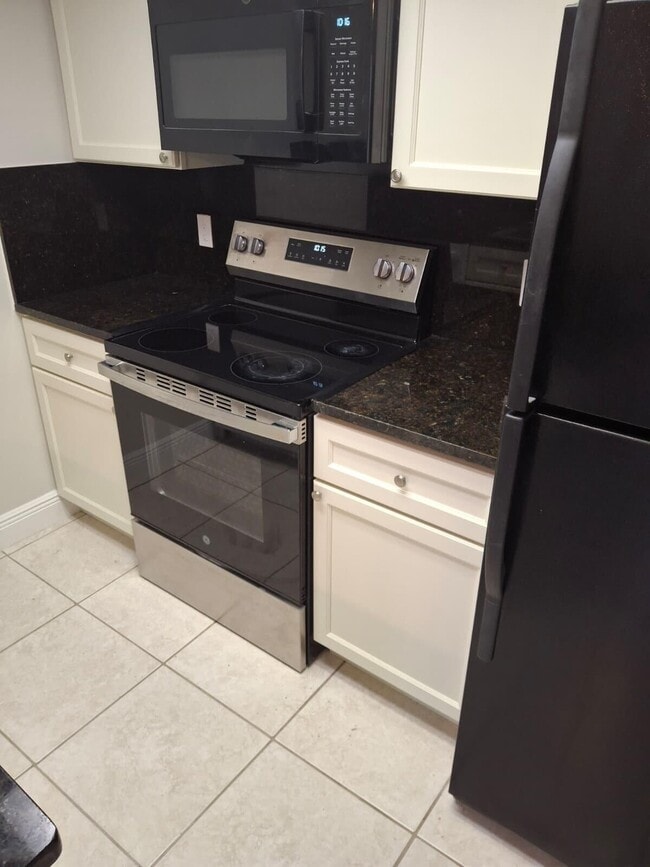 Photo - 3222 Coral Lake Ln