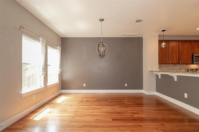 Photo - 3313 Minnie St