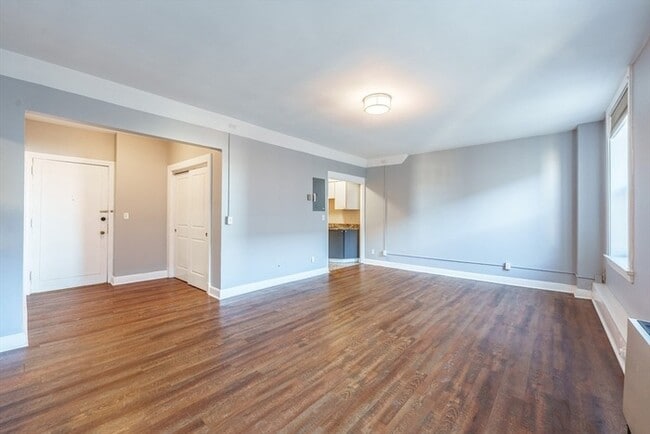 Photo - Spacious 1BR Condo with Utilities Included at Kimball Towers Unit 308