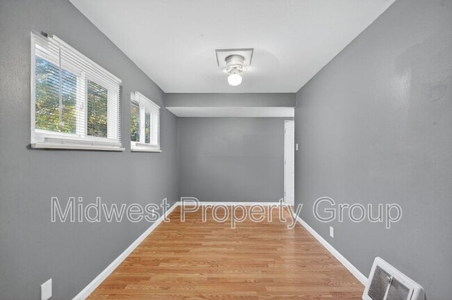 Photo - 148 Glen Garry Rd