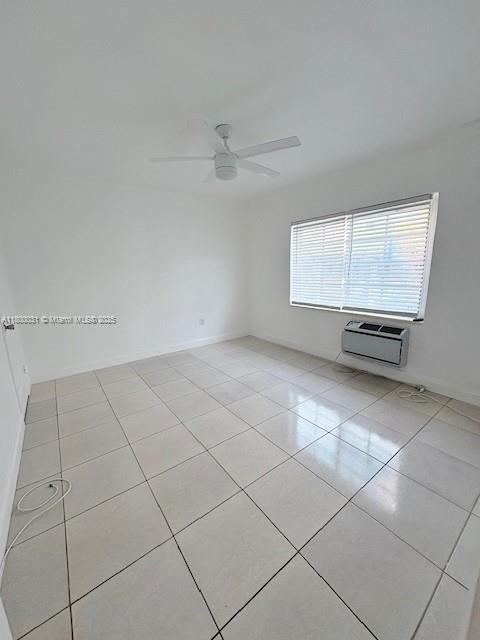 Photo - 7445 Harding Ave Unidad 109 Rental