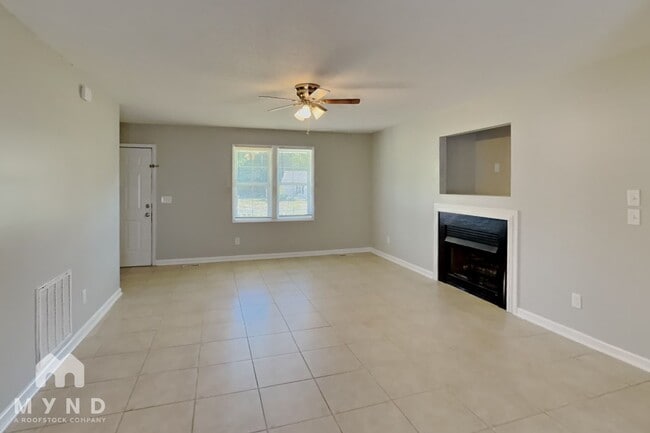 Photo - 32 Winesap Ln
