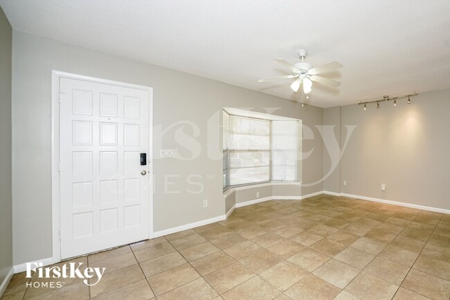 Photo - 1337 Mardrake Rd