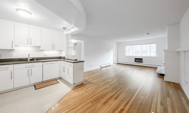 Photo - 7 Chauncy St Unit 41