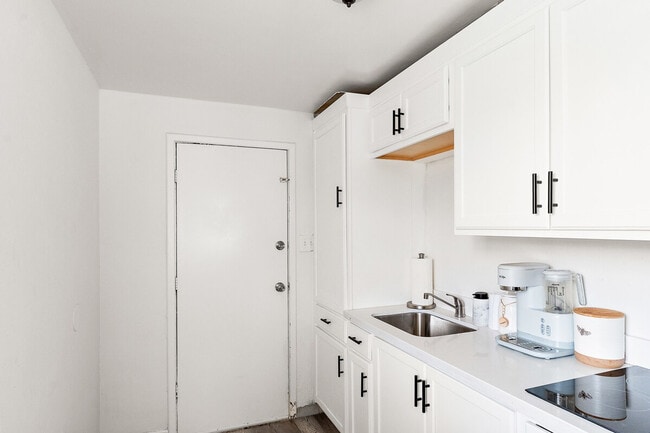 Photo - 639 W Pepper Pl Unit SI ID1244337P