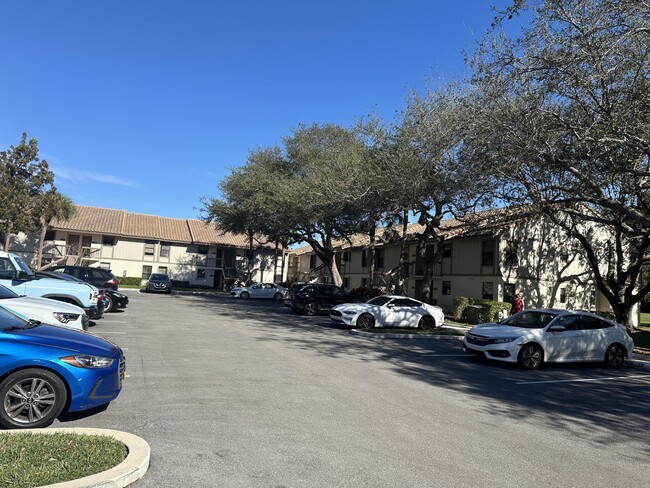 Photo - 3130 Millwood Terrace Unit 1130