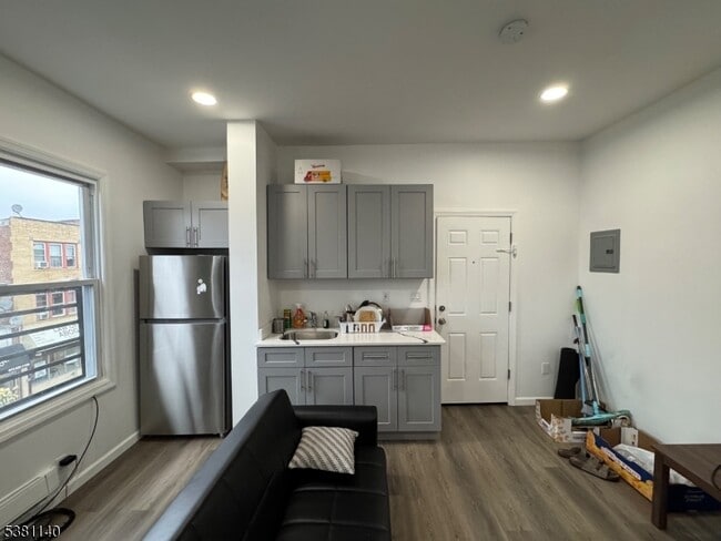 Photo - 76 Market St Unit 5