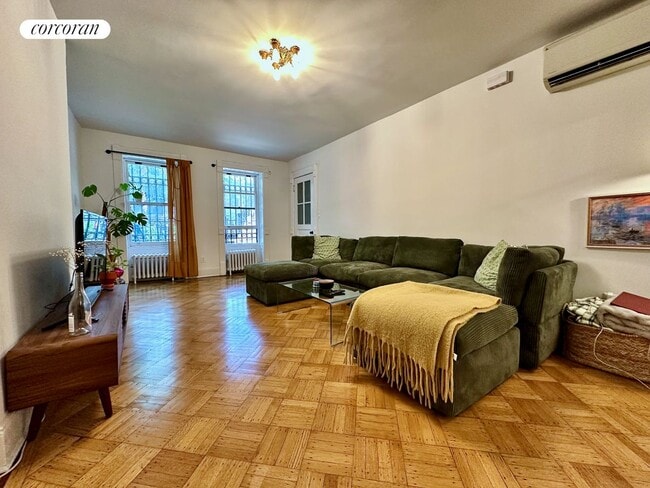 Photo - 22 Linden St Apartment