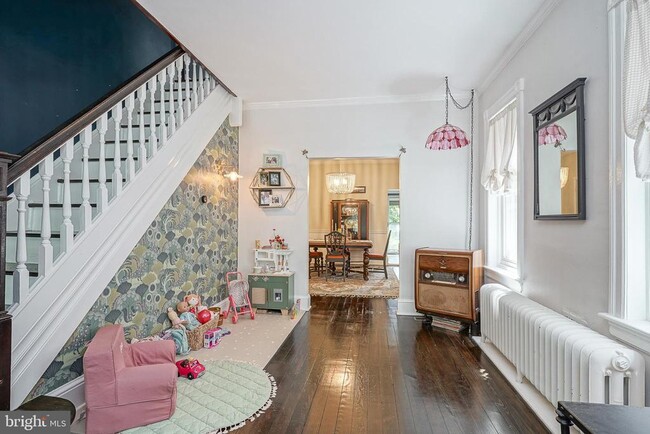 Photo - 6 E Collings Ave