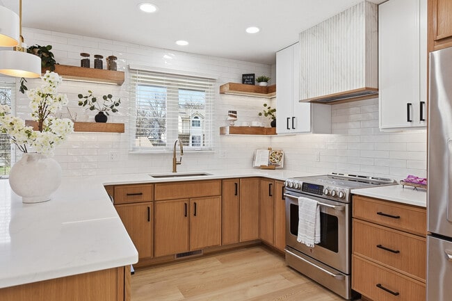 Photo - 4639 S 154th Avenue Cir