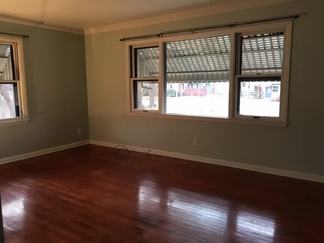 Sala de estar - 3340 S Dayfield Ave Unidad lower