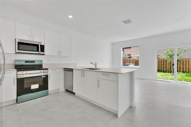 Photo - 12168 SW 268th St