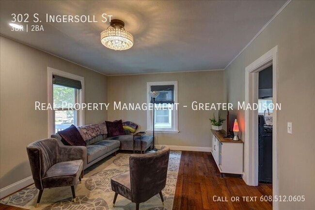 Photo - 302 S Ingersoll St