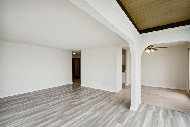 Photo - 8 Captain Dr Unit 452