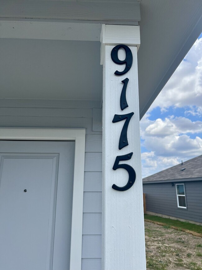 Photo - 9175 Trails End