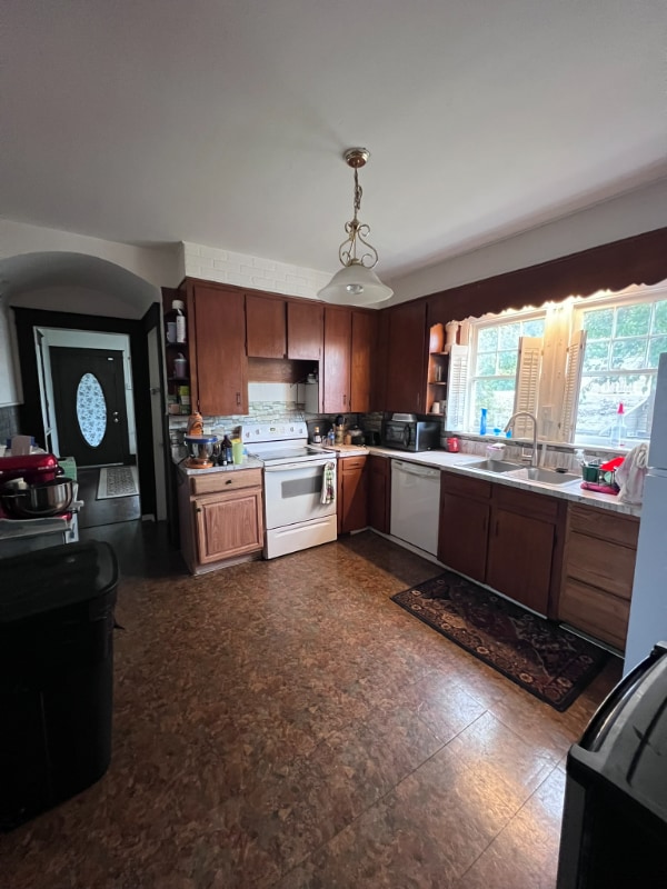 Photo - 3571 Winchester Ave