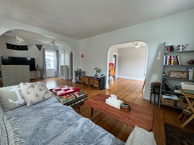 Photo - 625 Summer St