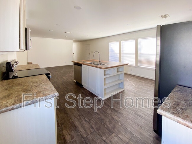 3411 Farm to Market Rd 720