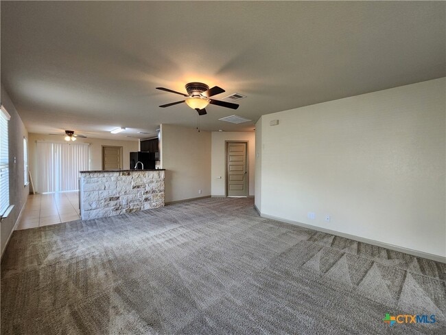 Photo - 789 Great Oaks Dr