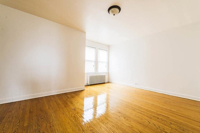 Photo - 8255 S Maryland