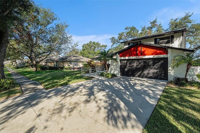 4611 Landscape Dr