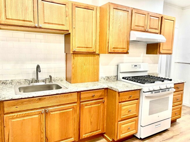 Photo - 46 Prescott St Unit 3