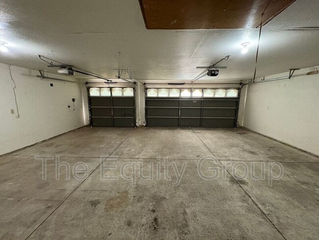 Photo - 2511 S Peppertree St