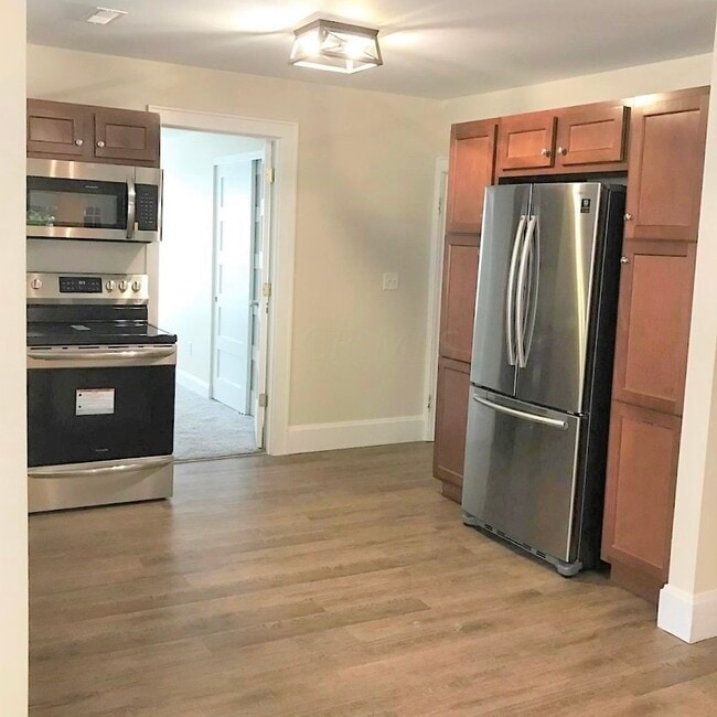Photo - 1594 N 4th St