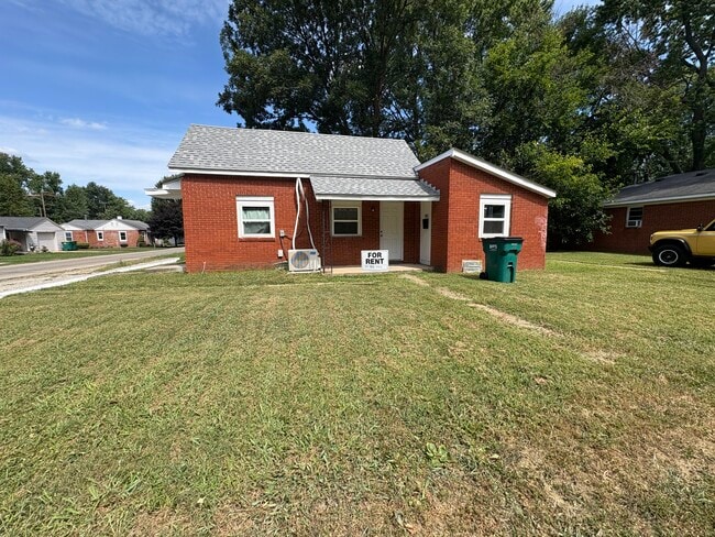 Building Photo - 801 Hurricane St Rental