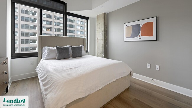 Photo - 5201 Leesburg Pike Unit 1042