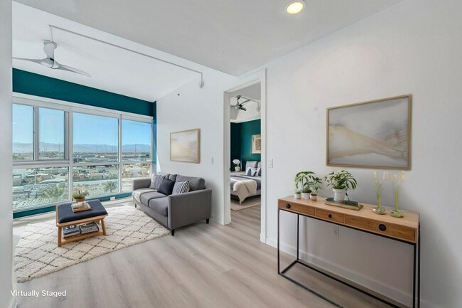 Photo - 4575 Dean Martin Dr Unidad 602