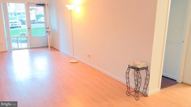 Photo - 2653 Redcoat Dr